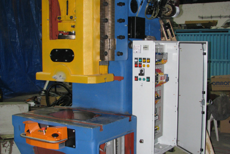 Ponuka strojov / LE 160 C po kompletnej oprave - foto Ponuka strojov / LE 160 C po kompletnej oprave - foto