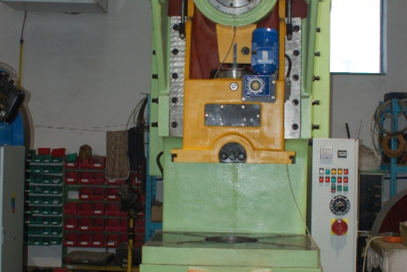 Ponuka strojov / LEK 160 - po kompletnej oprave - foto Ponuka strojov / LEK 160 - po kompletnej oprave - foto